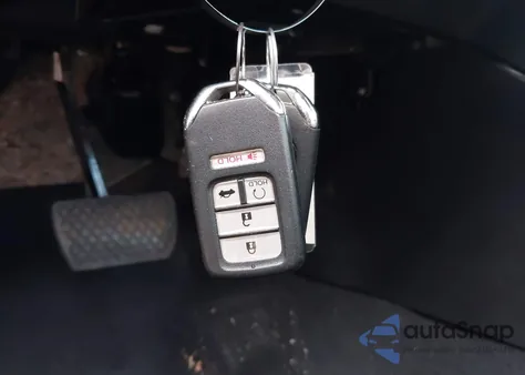 2016 Honda Accord Touring z USA, uszkodzony, nr VIN 1HGCT2B07GA001892